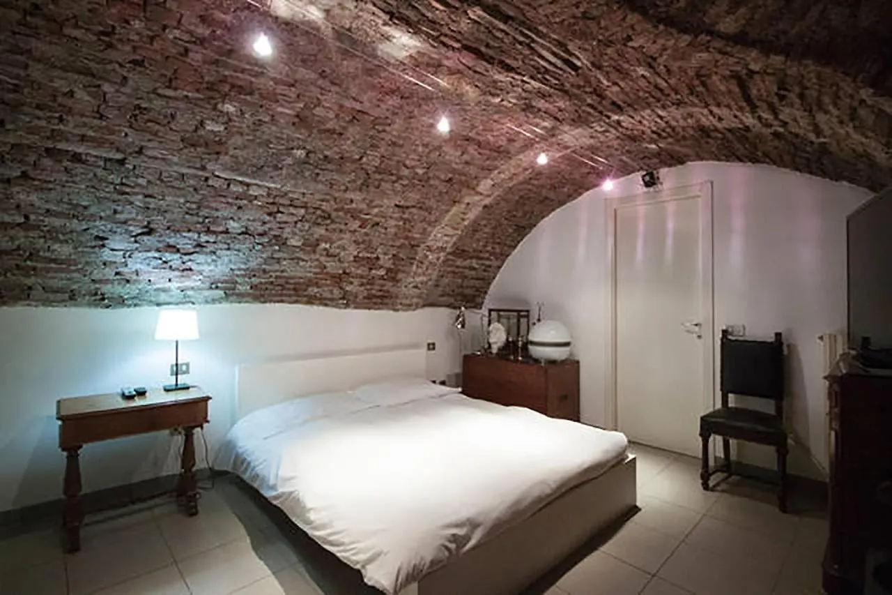 Dhomes - Apartments And Rooms Milan 0*,  Italy