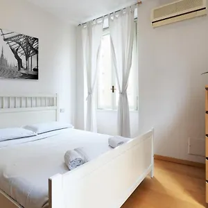 Primopiano - Copernico 49 Apartament