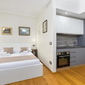 Apartment Casa Da Cadorna, Milan