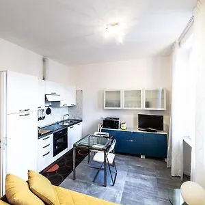 Blue Sky Apartment Milan